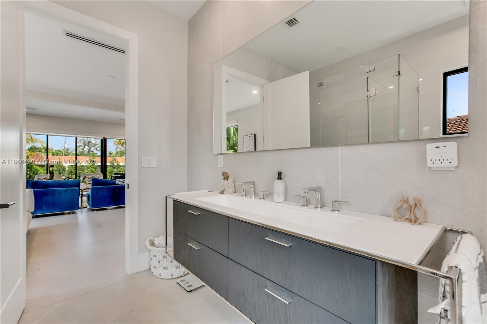 8826 Froude Ave Surfside, FL 33154