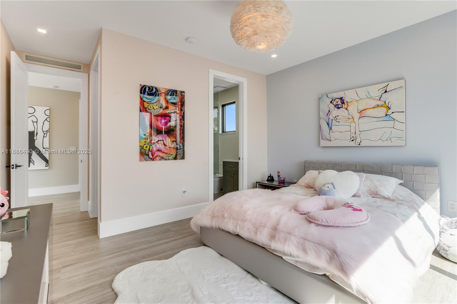 8826 Froude Ave Surfside, FL 33154