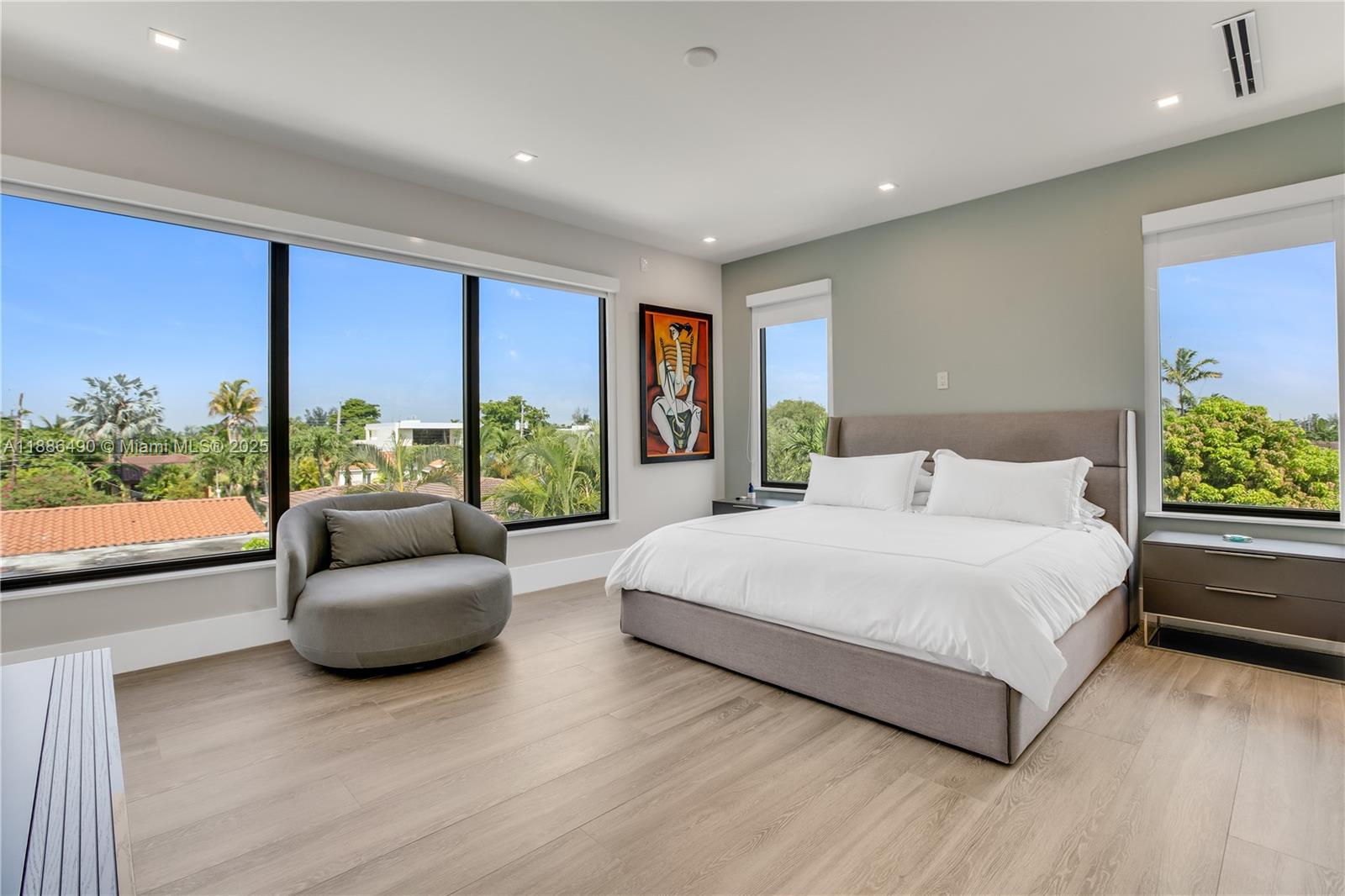 8826 Froude Ave Surfside, FL 33154