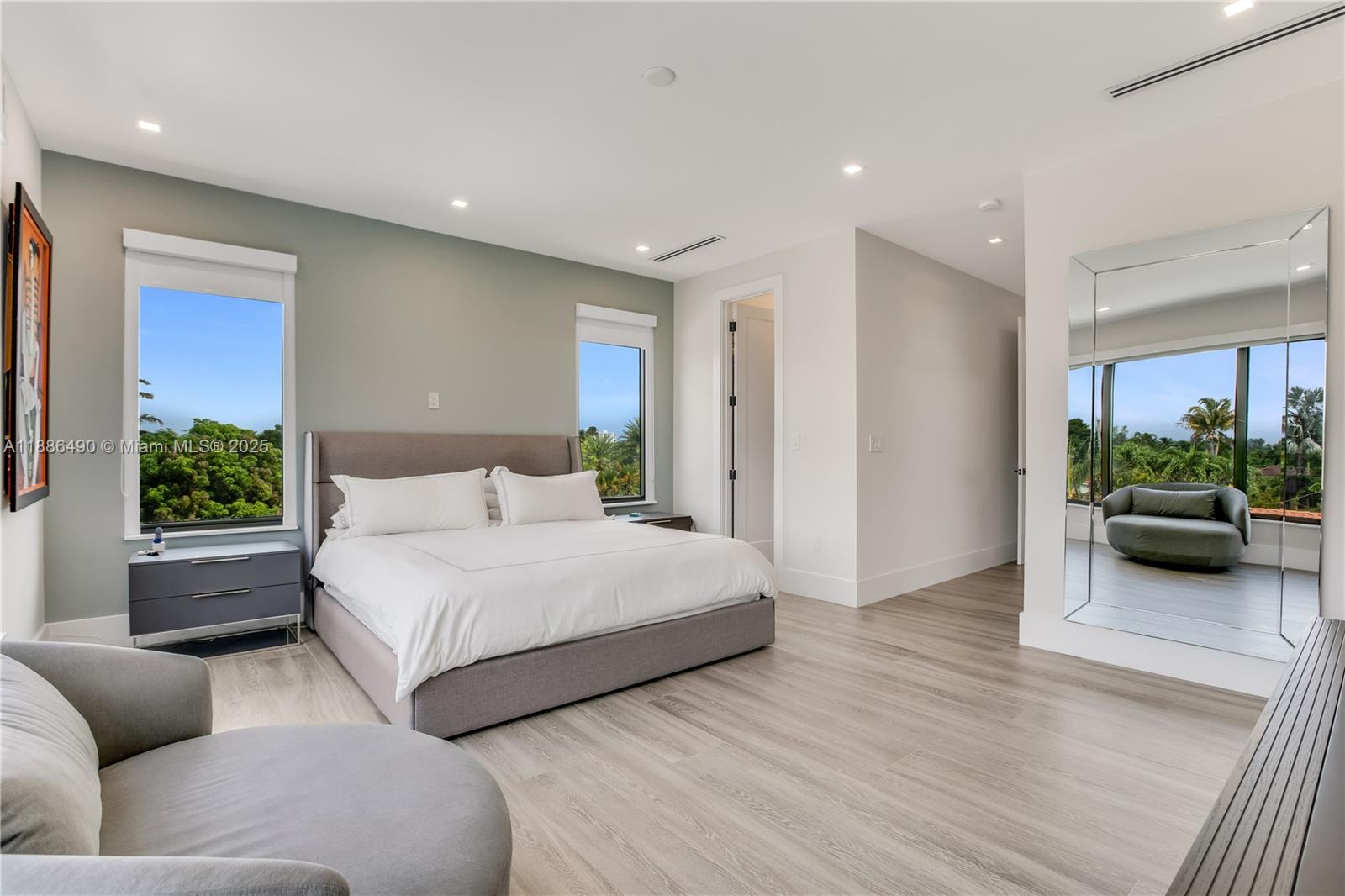 8826 Froude Ave Surfside, FL 33154