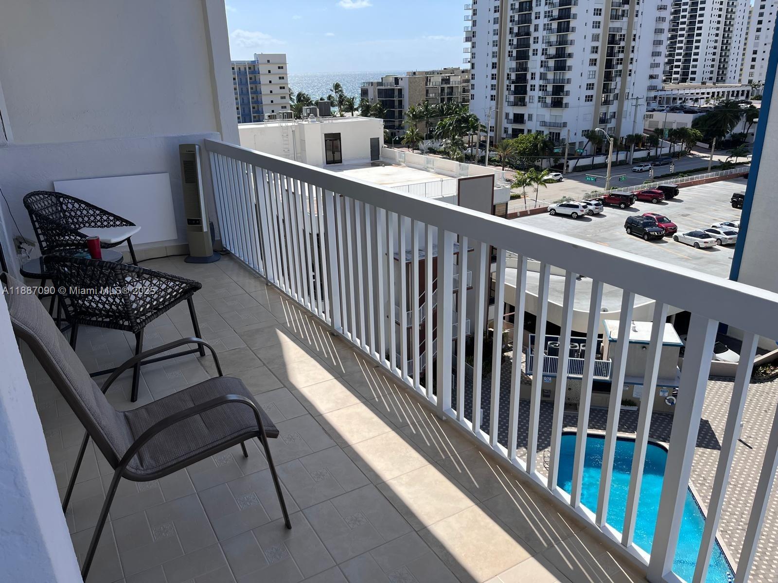 1500 S Ocean Dr #A8