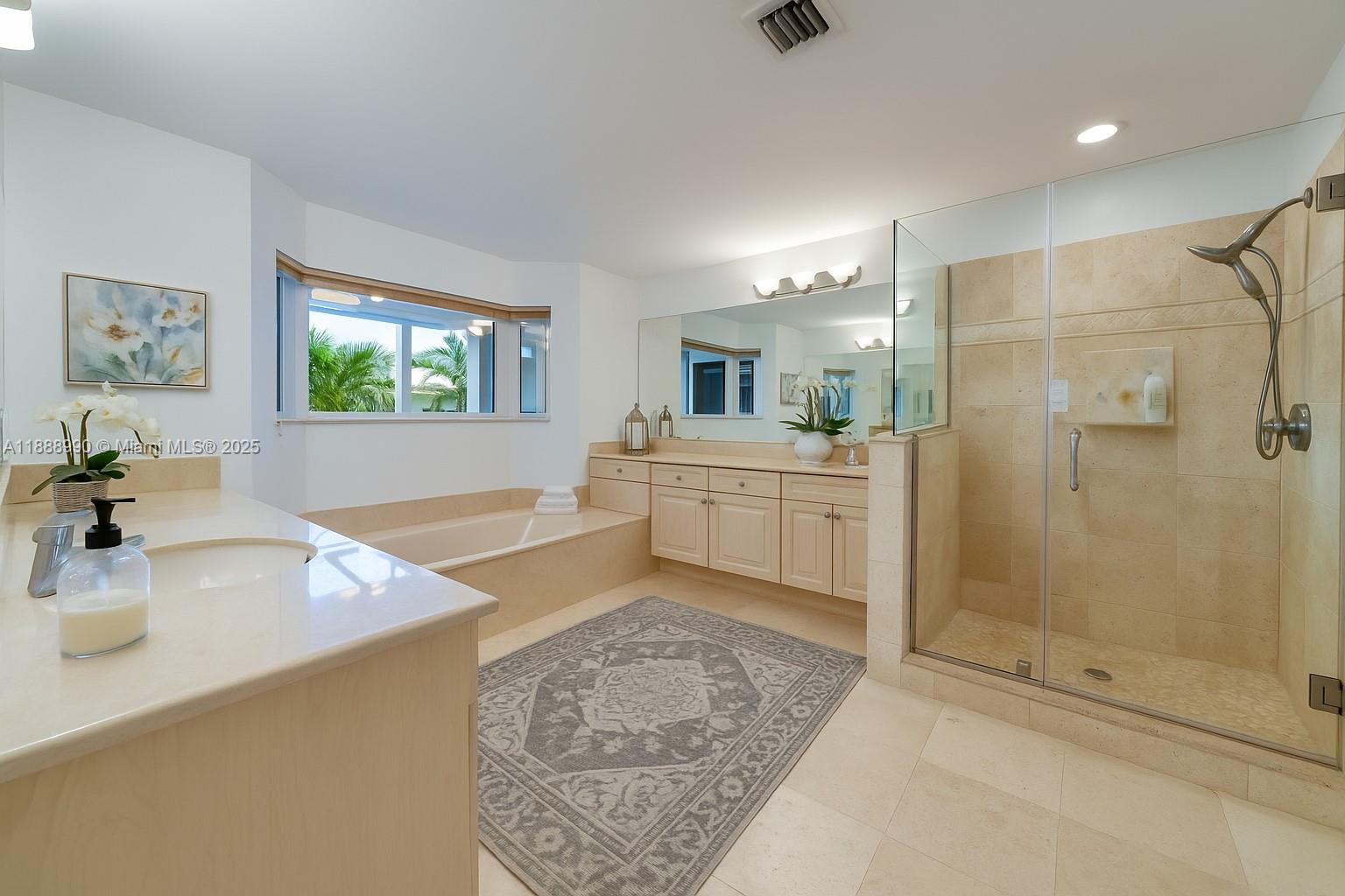8523 SW 139th Ter Palmetto Bay, FL 33158 8523 SW 139th Ter Palmetto Bay, FL 33158