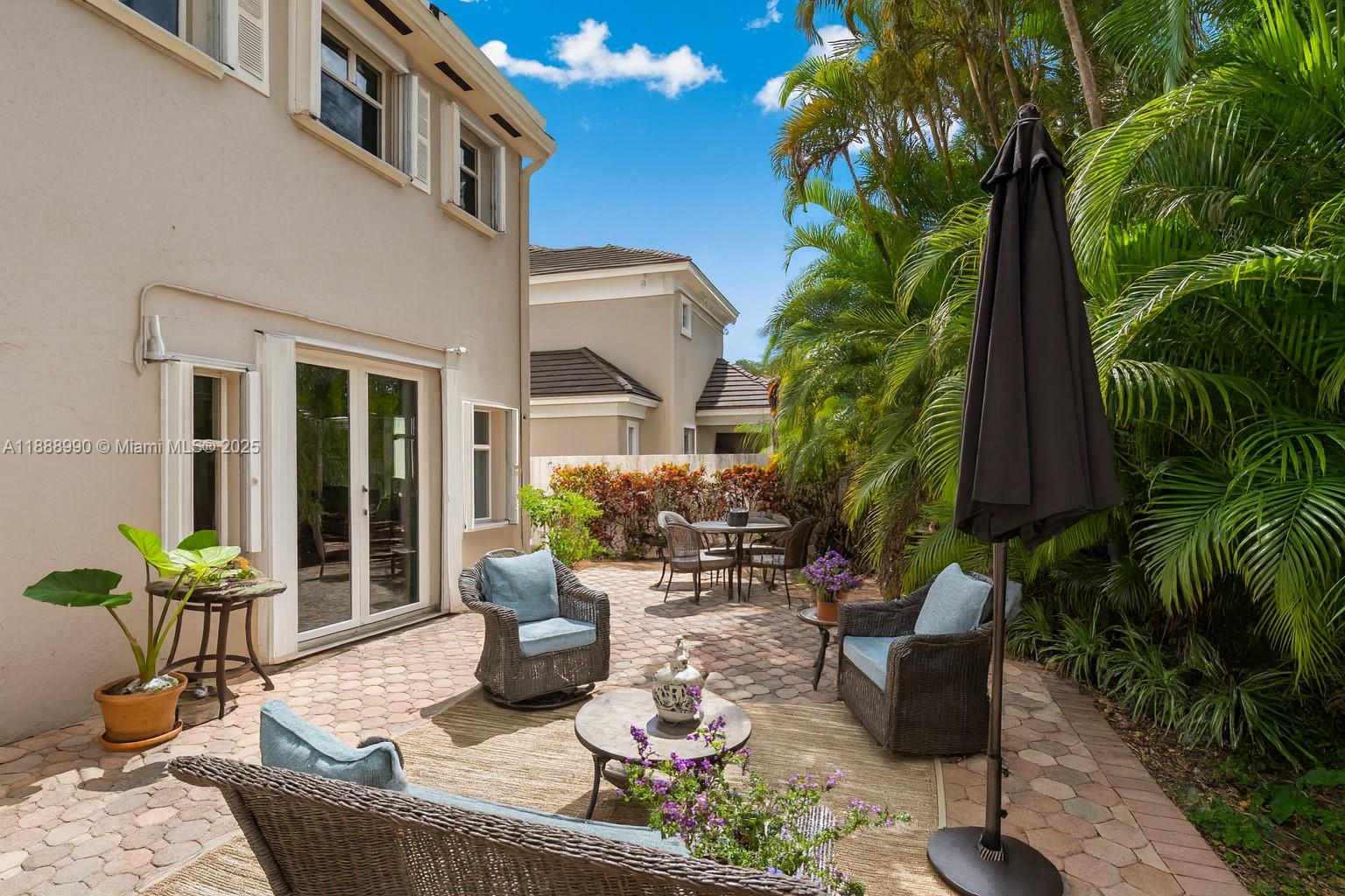 8523 SW 139th Ter Palmetto Bay, FL 33158 8523 SW 139th Ter Palmetto Bay, FL 33158
