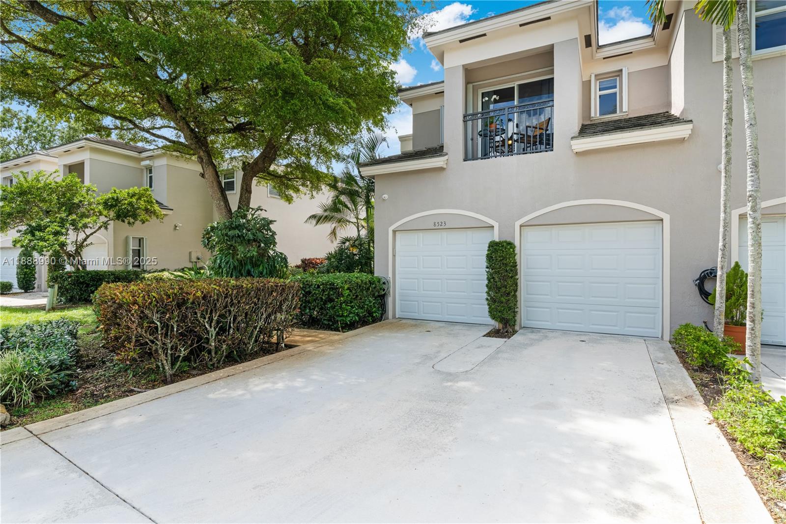 8523 SW 139th Ter Palmetto Bay, FL 33158 8523 SW 139th Ter Palmetto Bay, FL 33158