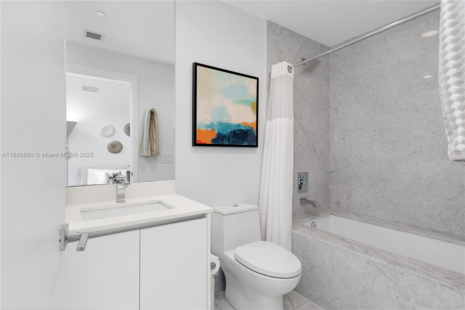 650 NE 32nd St #BH7 Miami, FL 33137