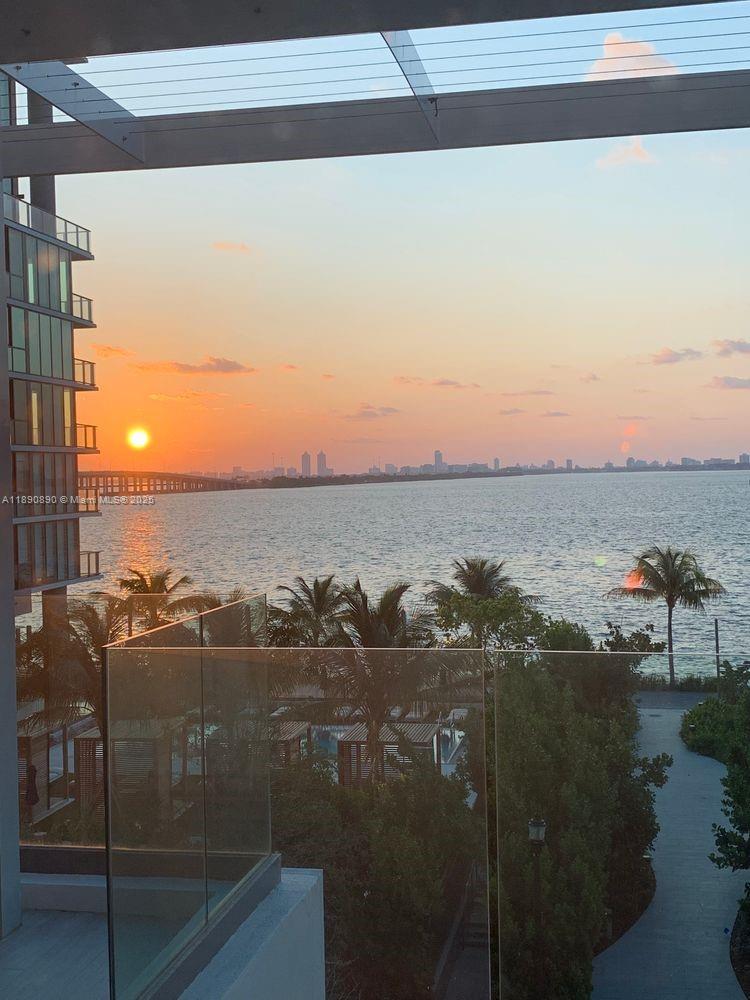 650 NE 32nd St #BH7 Miami, FL 33137