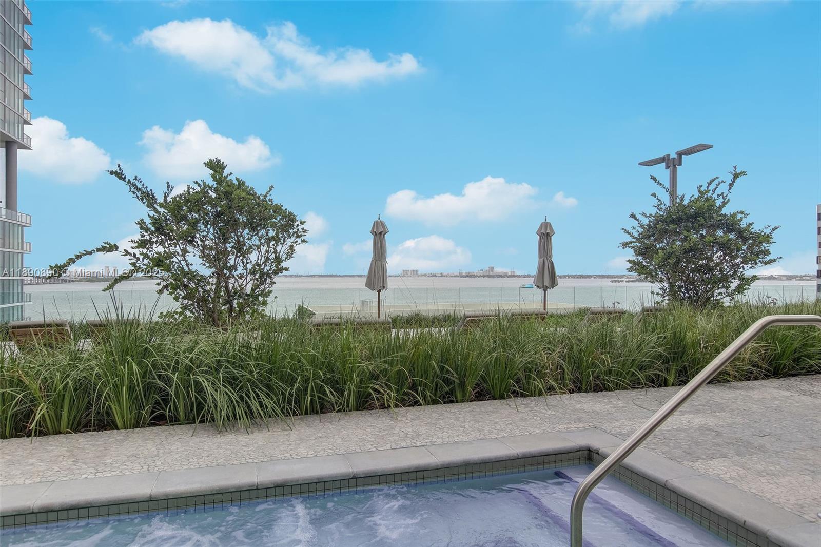 650 NE 32nd St #BH7 Miami, FL 33137