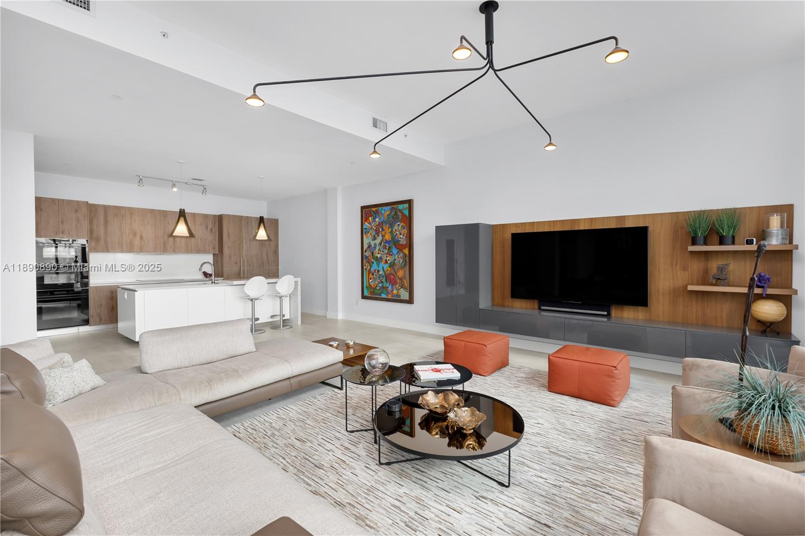 650 NE 32nd St #BH7 Miami, FL 33137