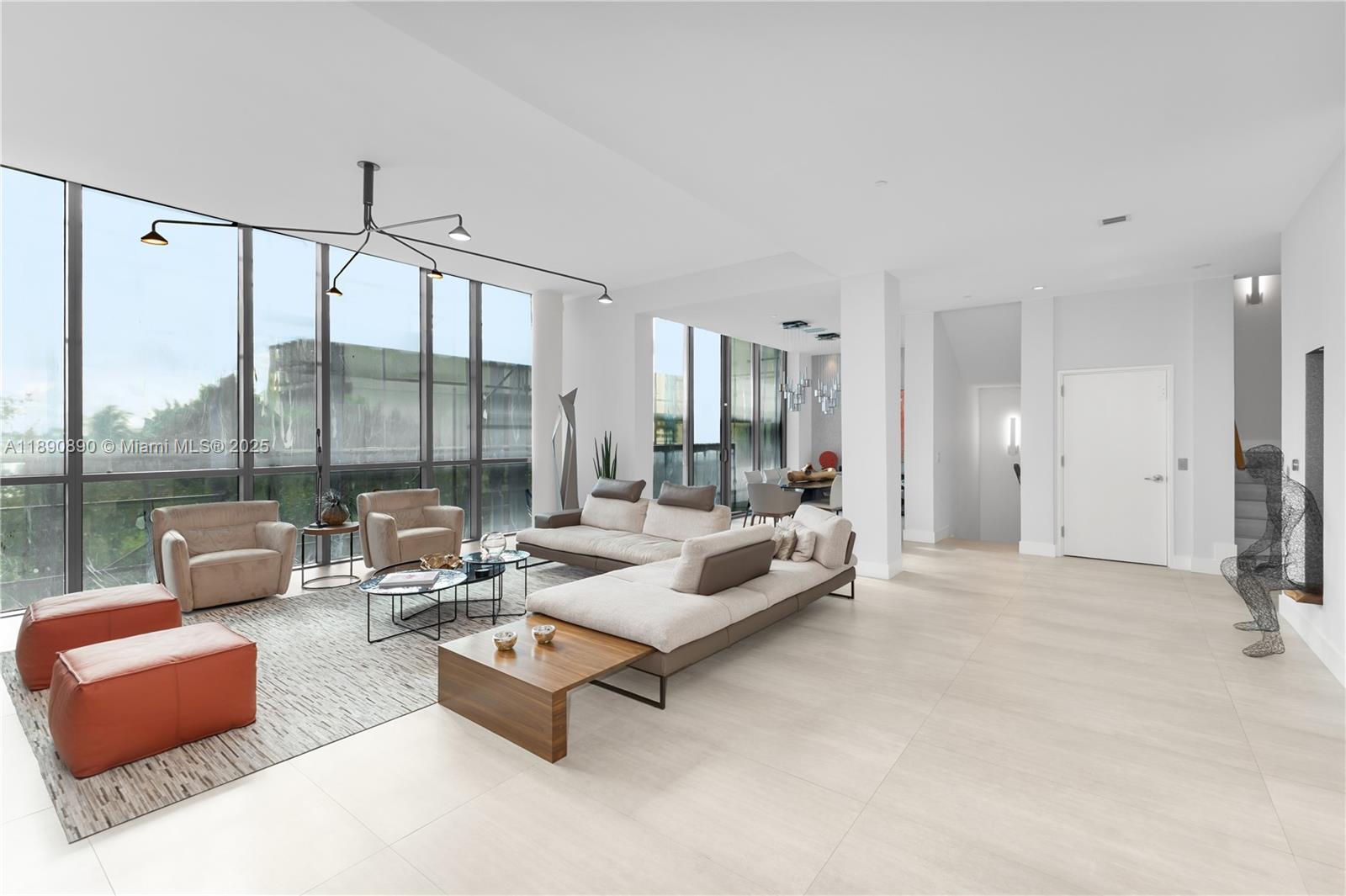 650 NE 32nd St #BH7 Miami, FL 33137