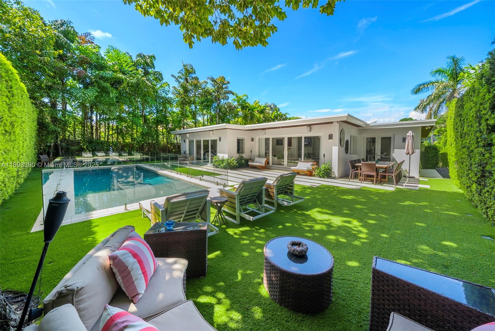 5815 N Bay Rd Miami Beach, FL 33140 5815 N Bay Rd Miami Beach, FL 33140