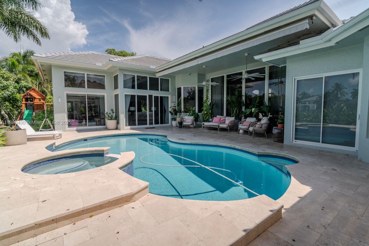 2493 Poinciana Dr Weston, FL 33327