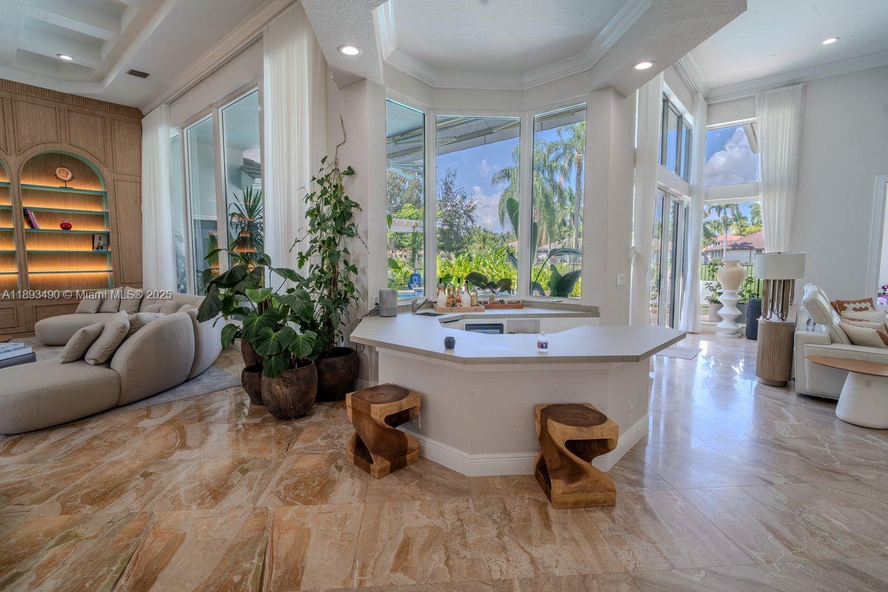 2493 Poinciana Dr Weston, FL 33327