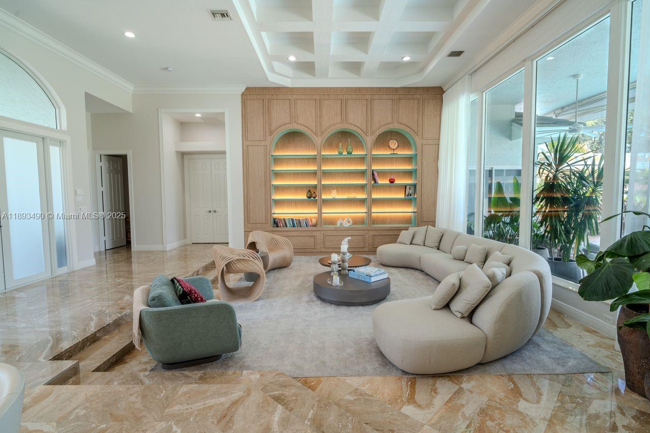 2493 Poinciana Dr Weston, FL 33327