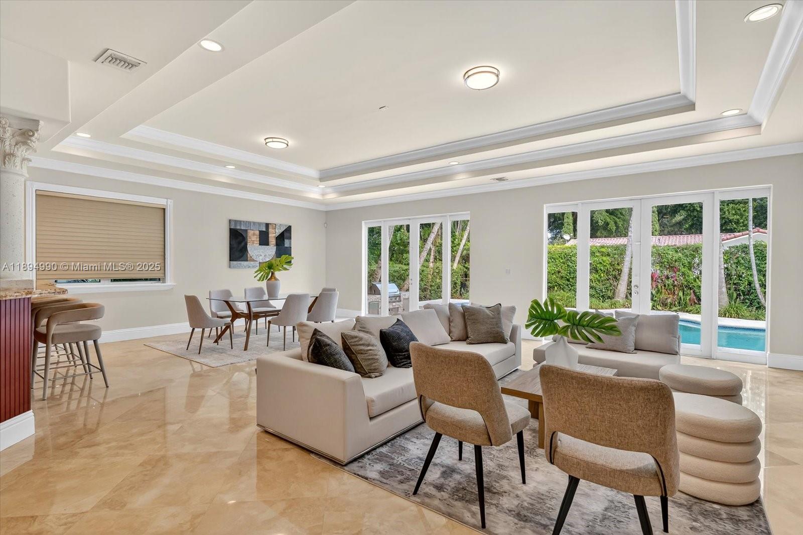 7975 SW 52nd Ct Miami, FL 33143