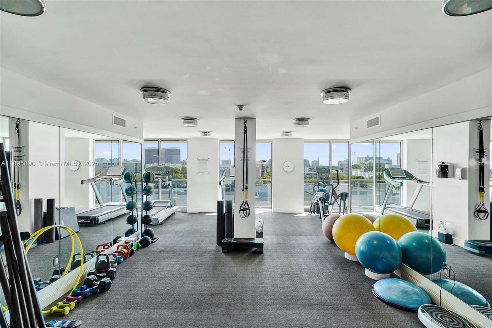 image Riva Bay Harbor40