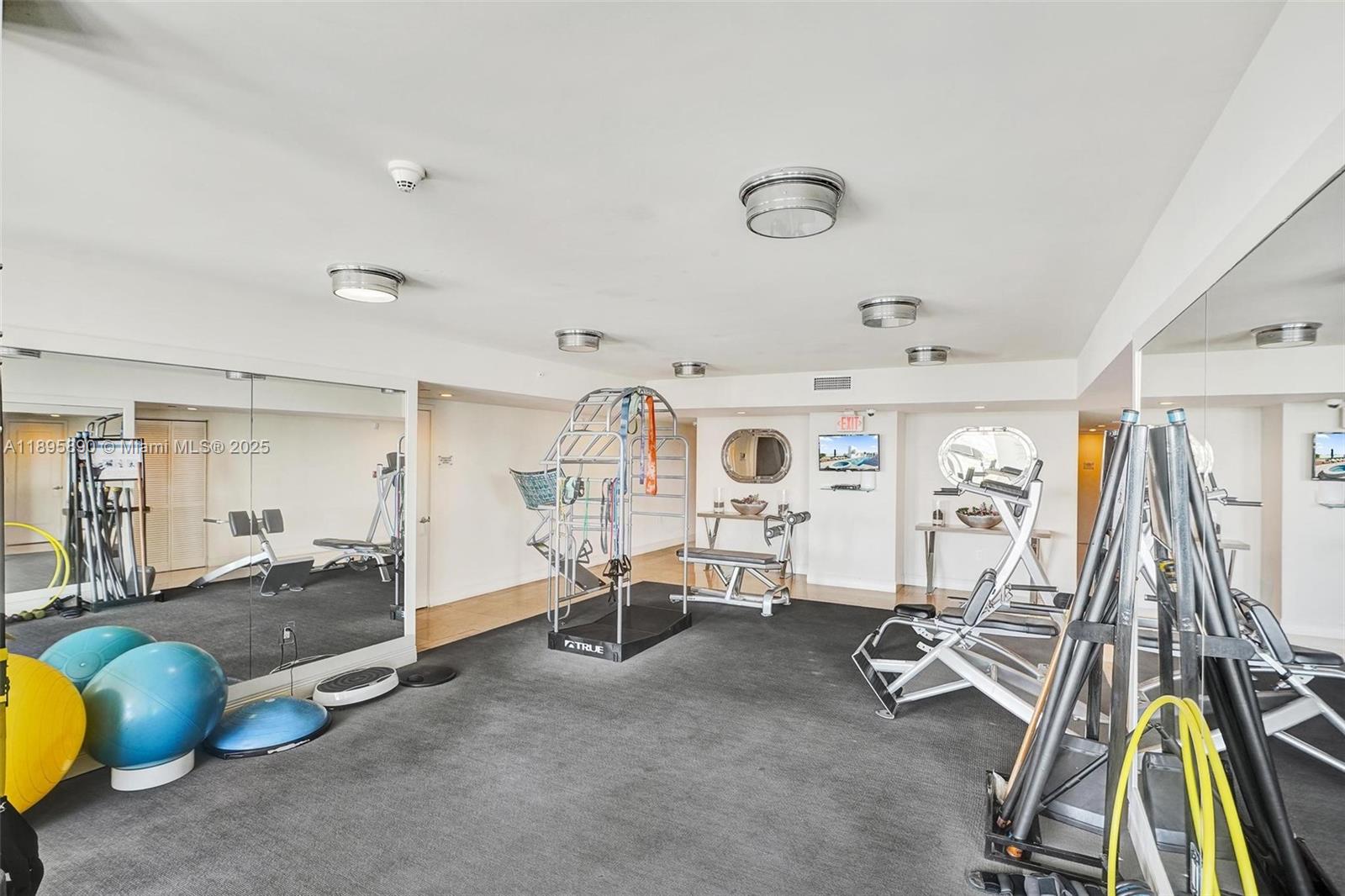 image Riva Bay Harbor42