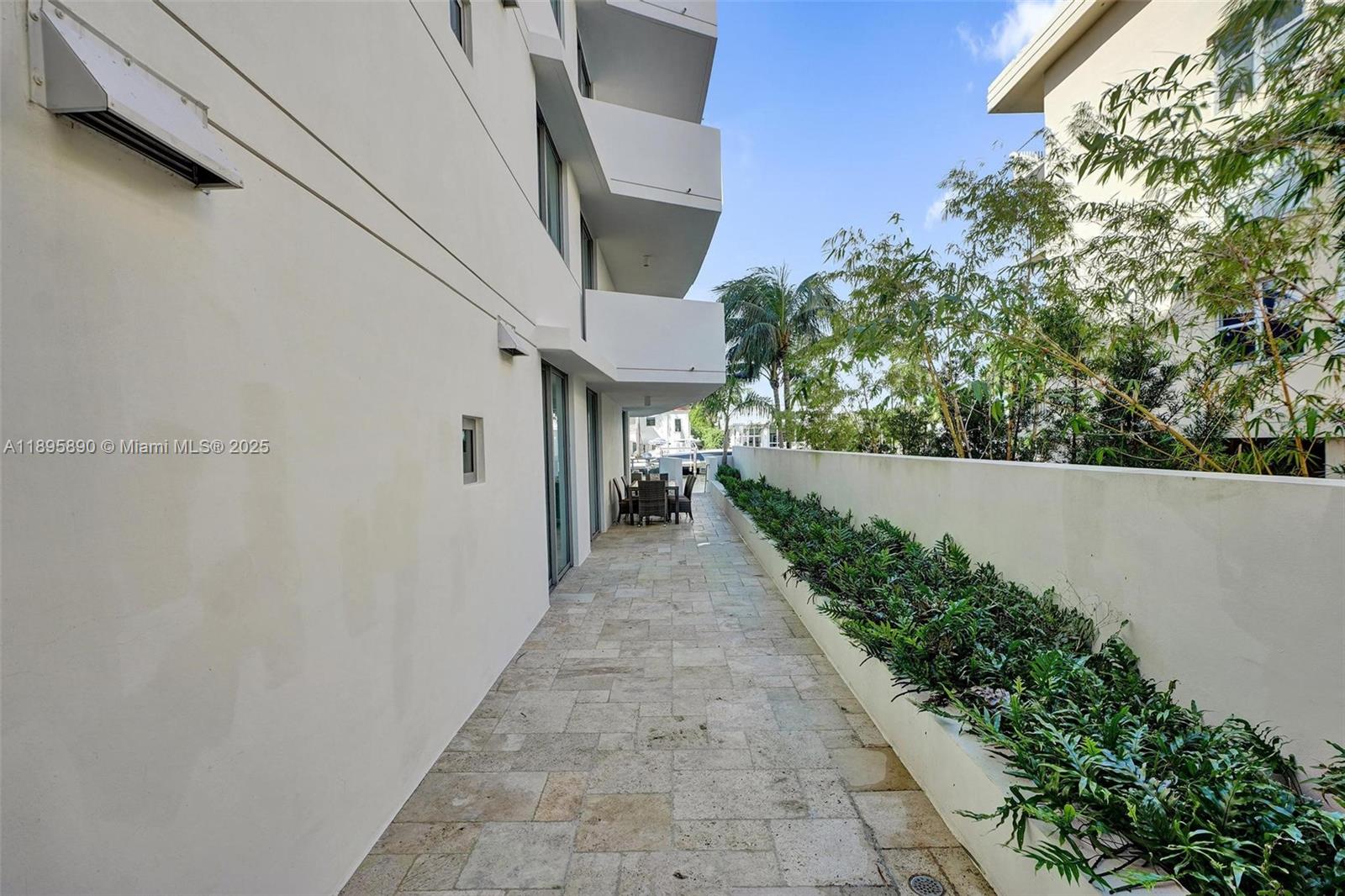 image Riva Bay Harbor44