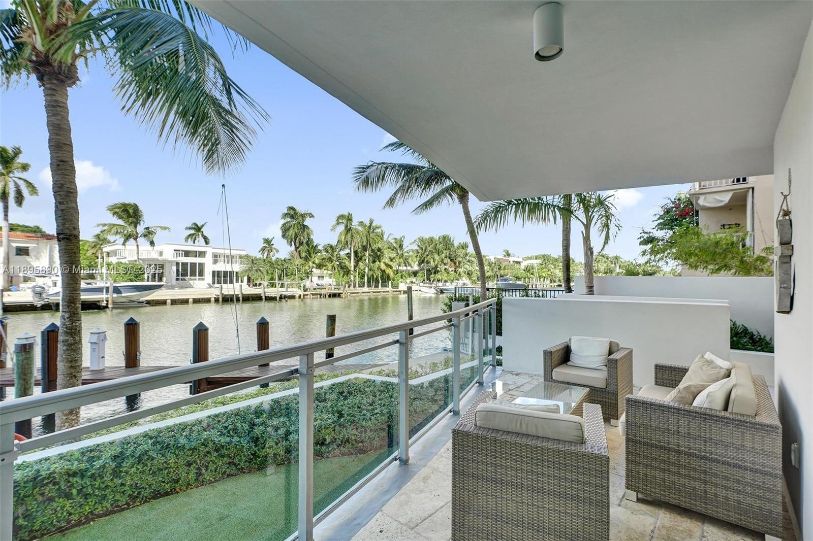 image Riva Bay Harbor53