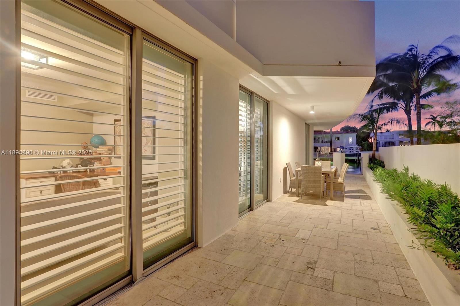 image Riva Bay Harbor63