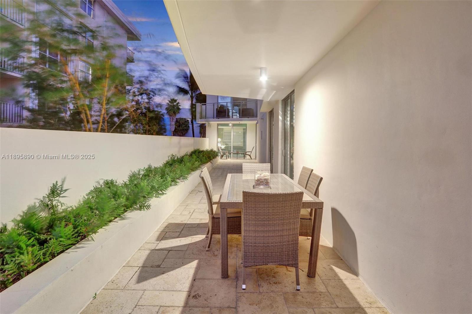 image Riva Bay Harbor80