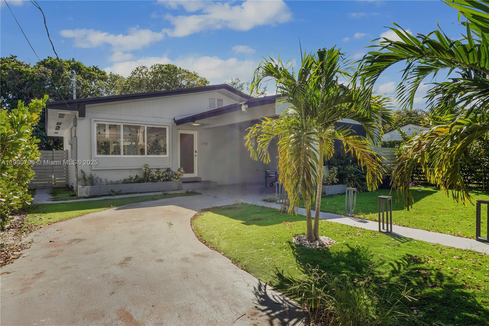 270 NW 50th St