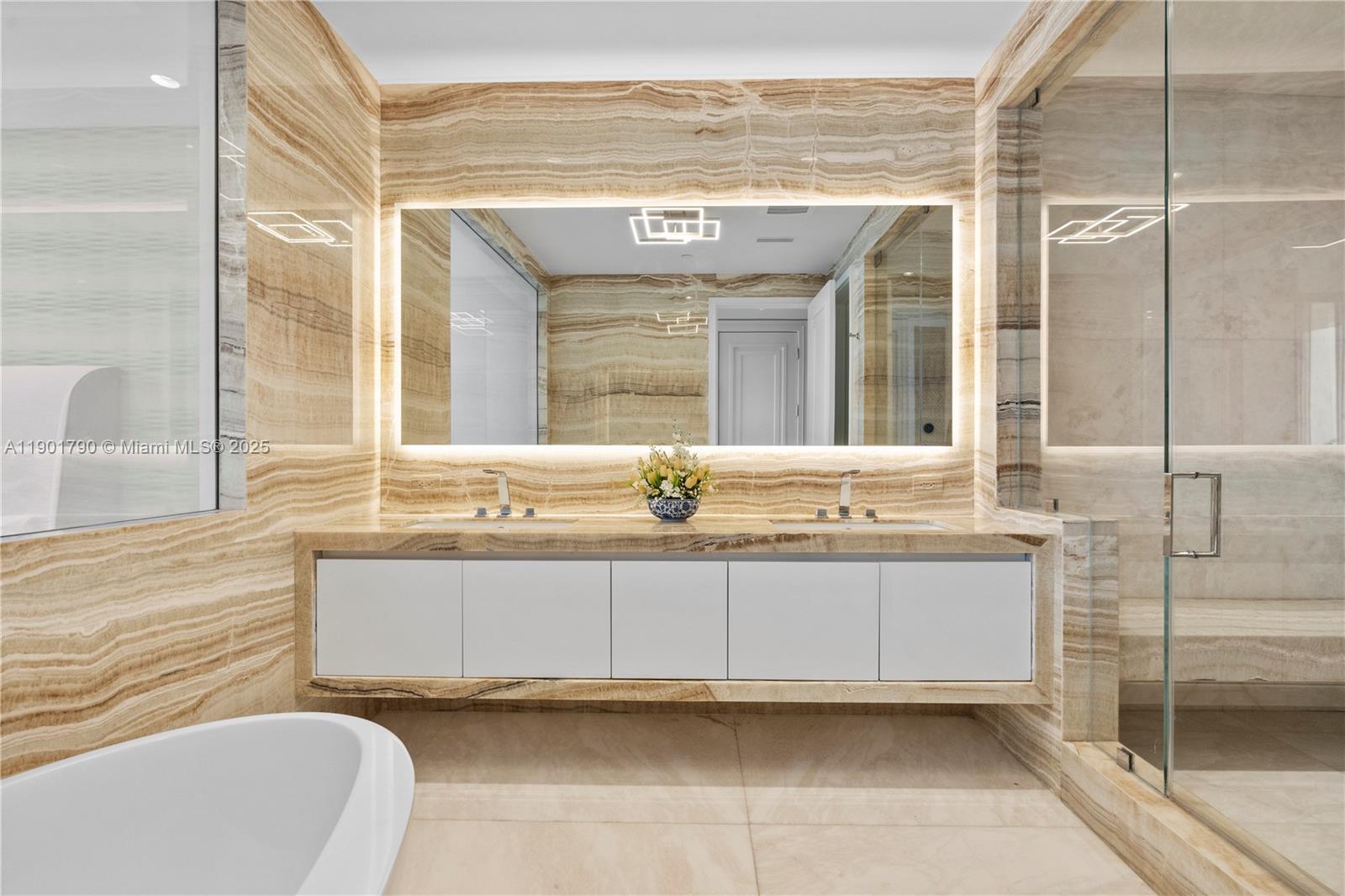 image Estates At Acqualina11