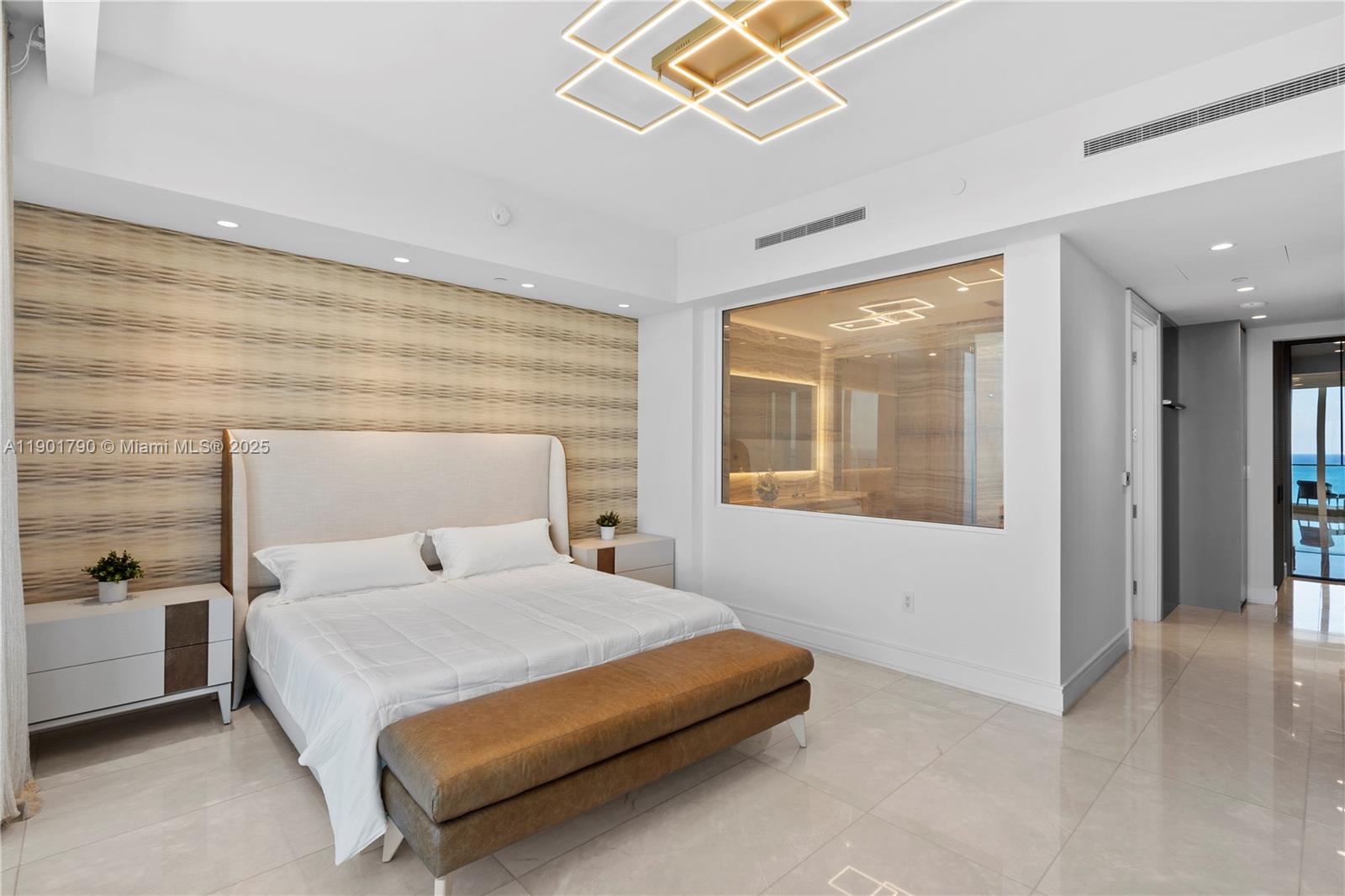 image Estates At Acqualina14