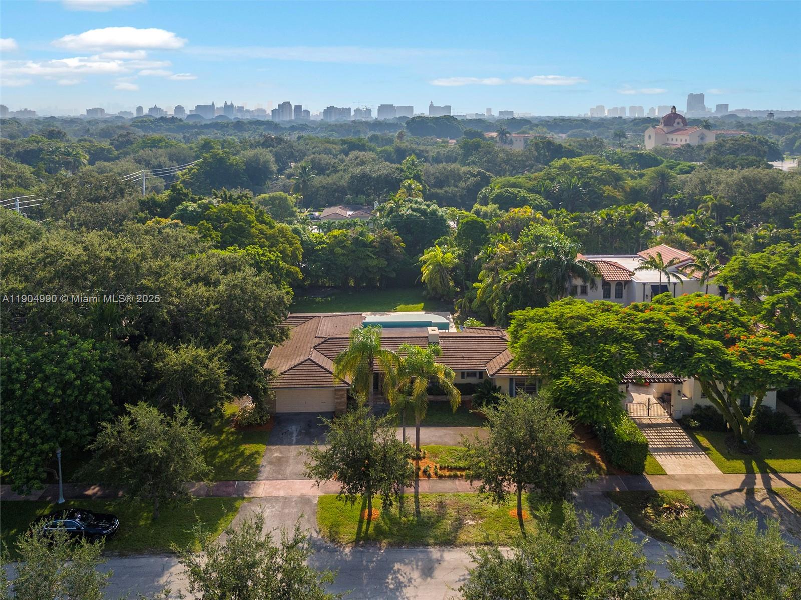 2615 Alhambra Cir Coral Gables, FL 33134