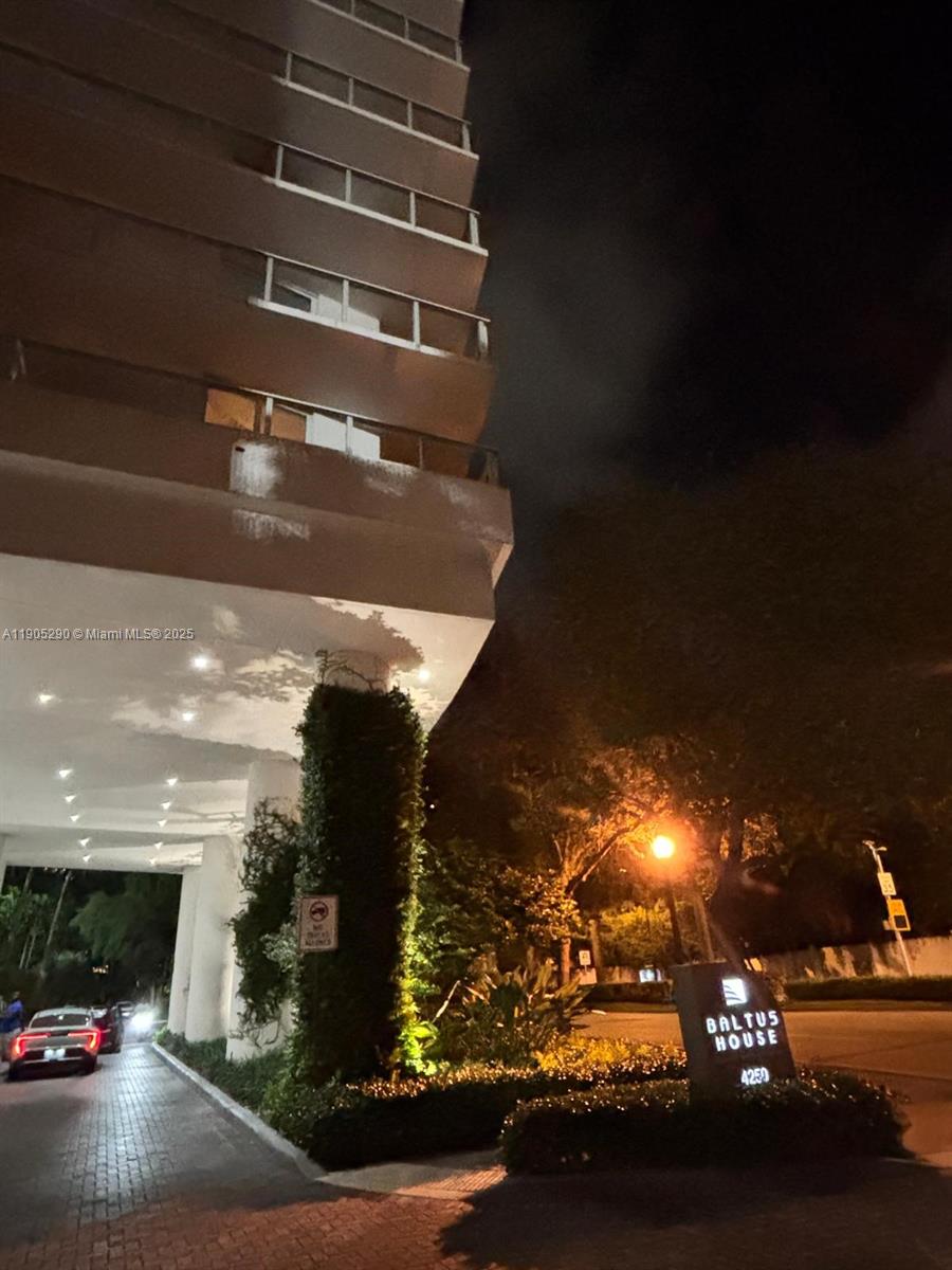 4250 Biscayne Blvd #1502 Miami, FL 33137