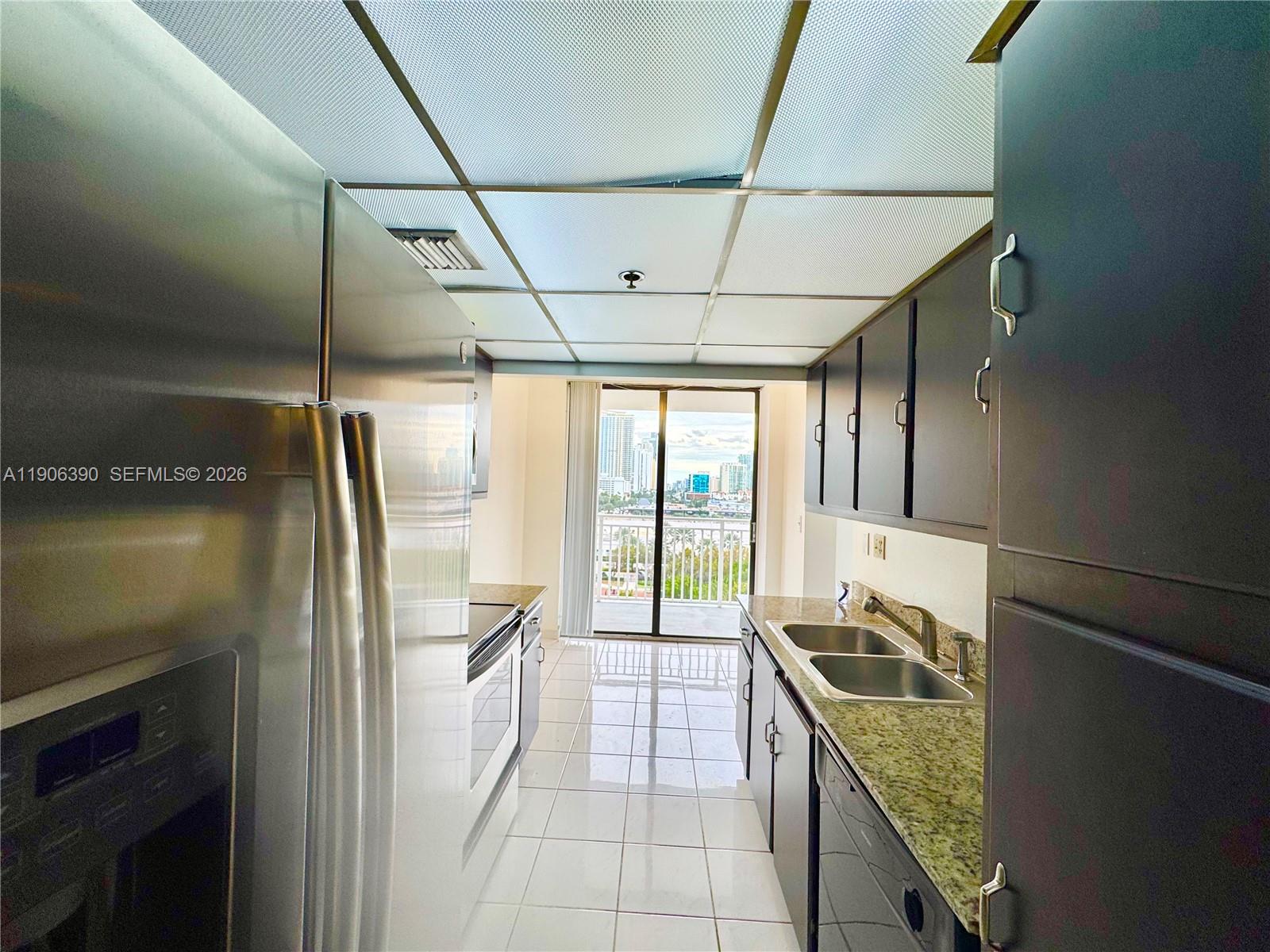 image Winston Towers 60039