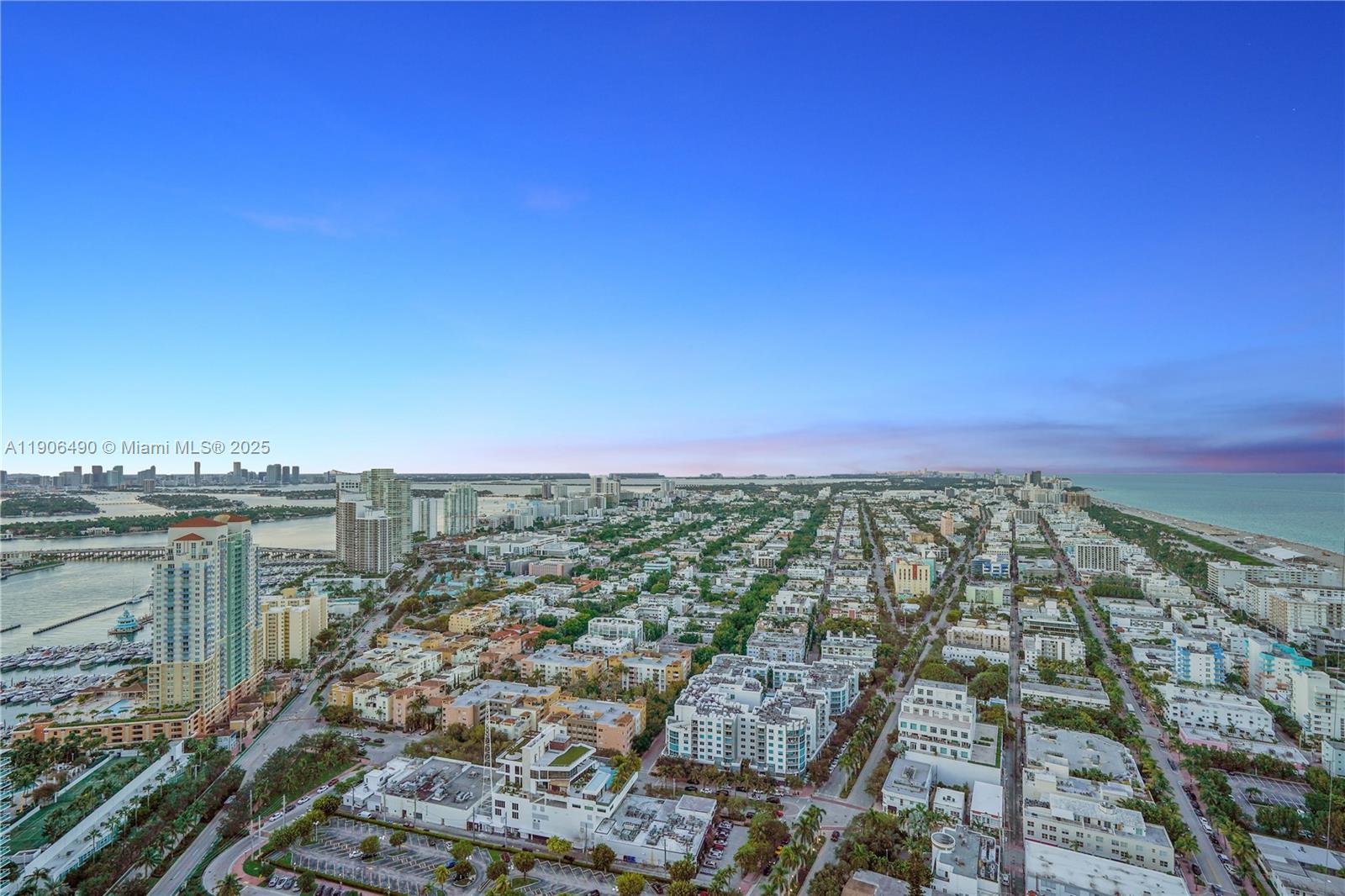 300 S Pointe Dr #4306 Miami Beach, FL 33139