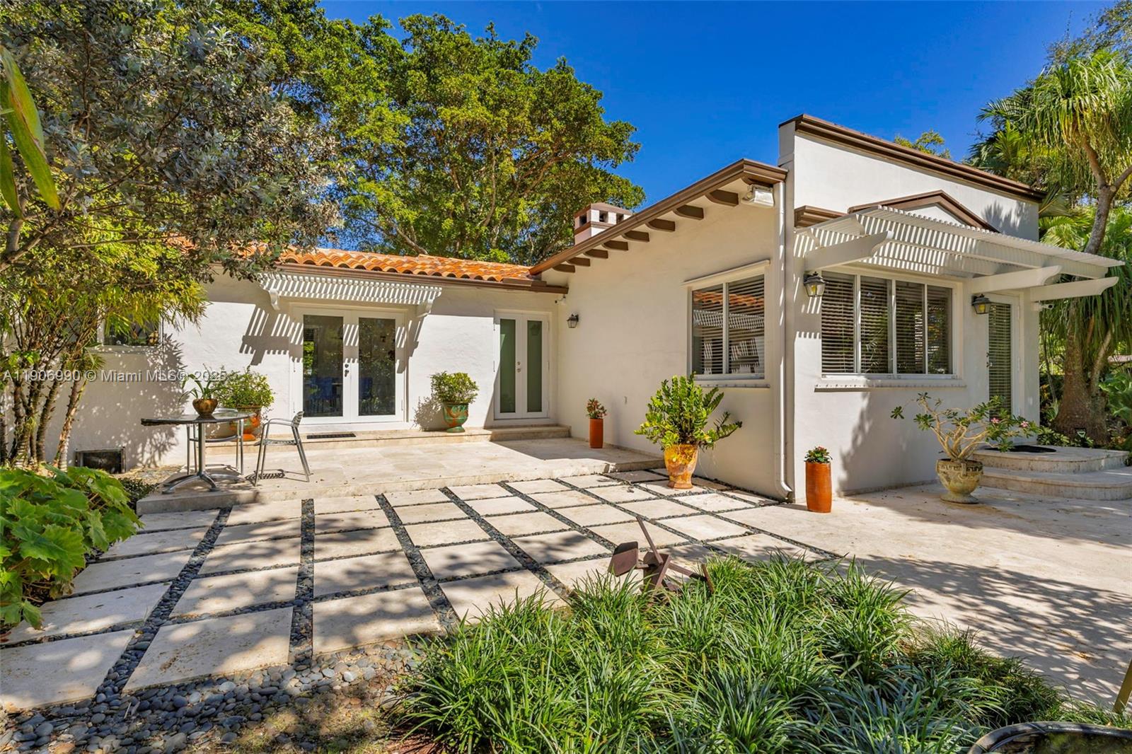 482 NE 93rd St Miami Shores, FL 33138