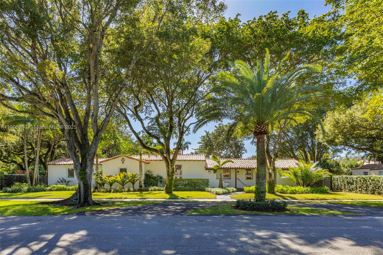 482 NE 93rd St Miami Shores, FL 33138