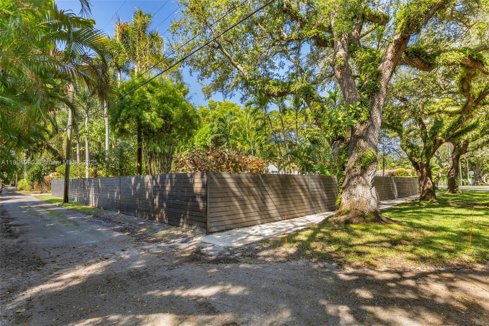 482 NE 93rd St Miami Shores, FL 33138