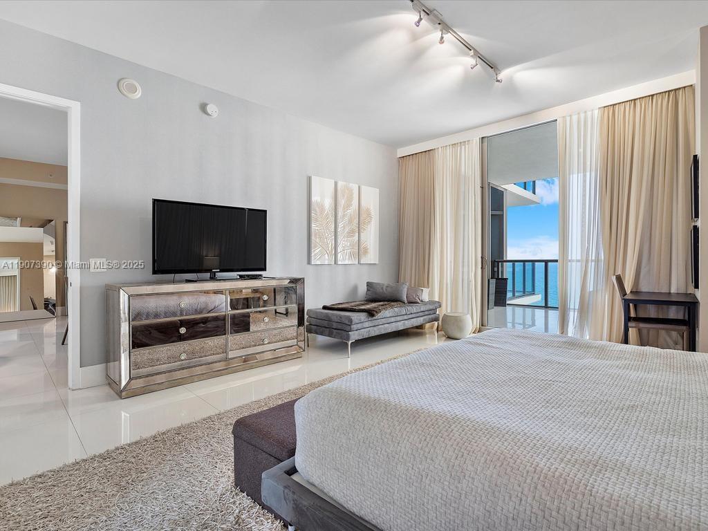 9705 Collins Ave #1804N Bal Harbour, FL 33154