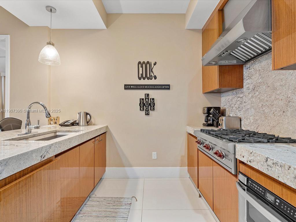 9705 Collins Ave #1804N Bal Harbour, FL 33154