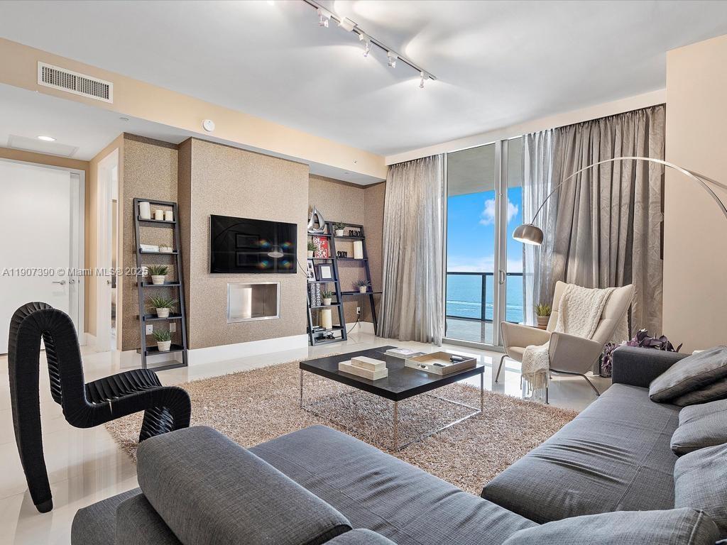 9705 Collins Ave #1804N Bal Harbour, FL 33154