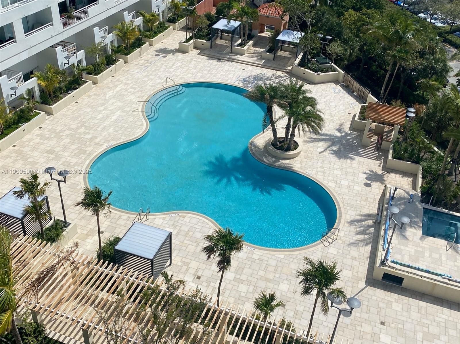 300 S Pointe Dr #3502 Miami Beach, FL 33139