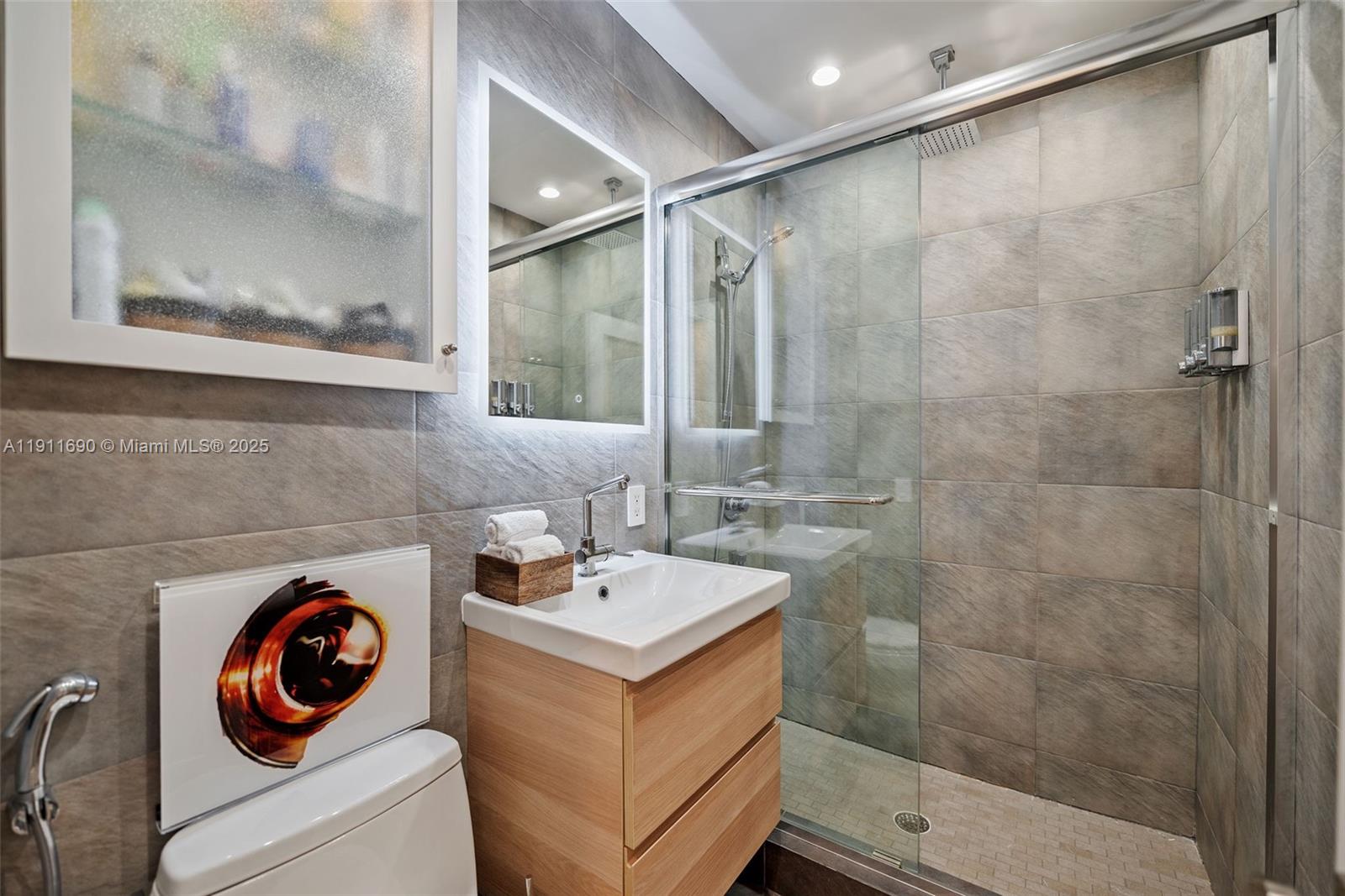 5840 SW 77th Ter South Miami, FL 33143