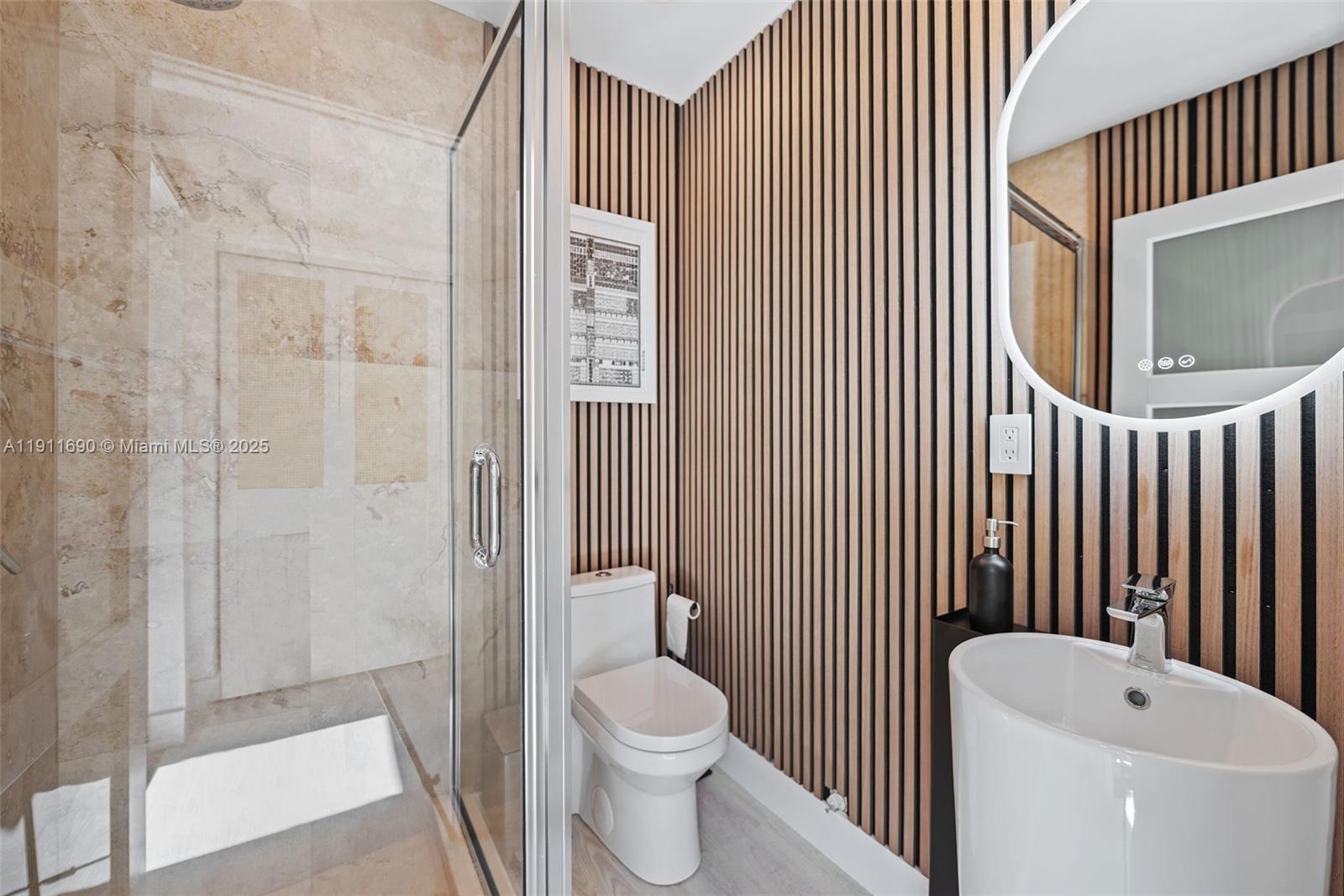 5840 SW 77th Ter South Miami, FL 33143