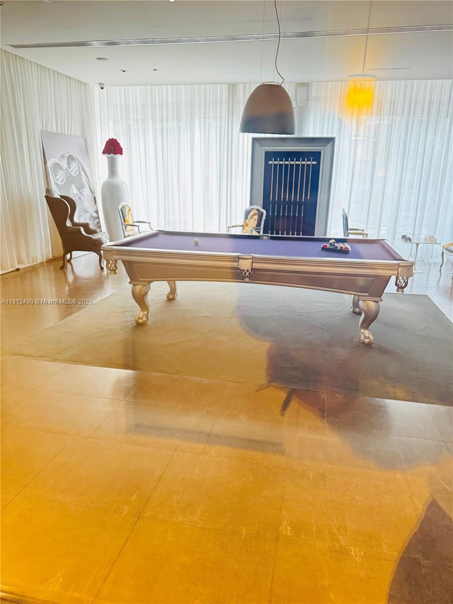 image Iconbrickell Condo No 112