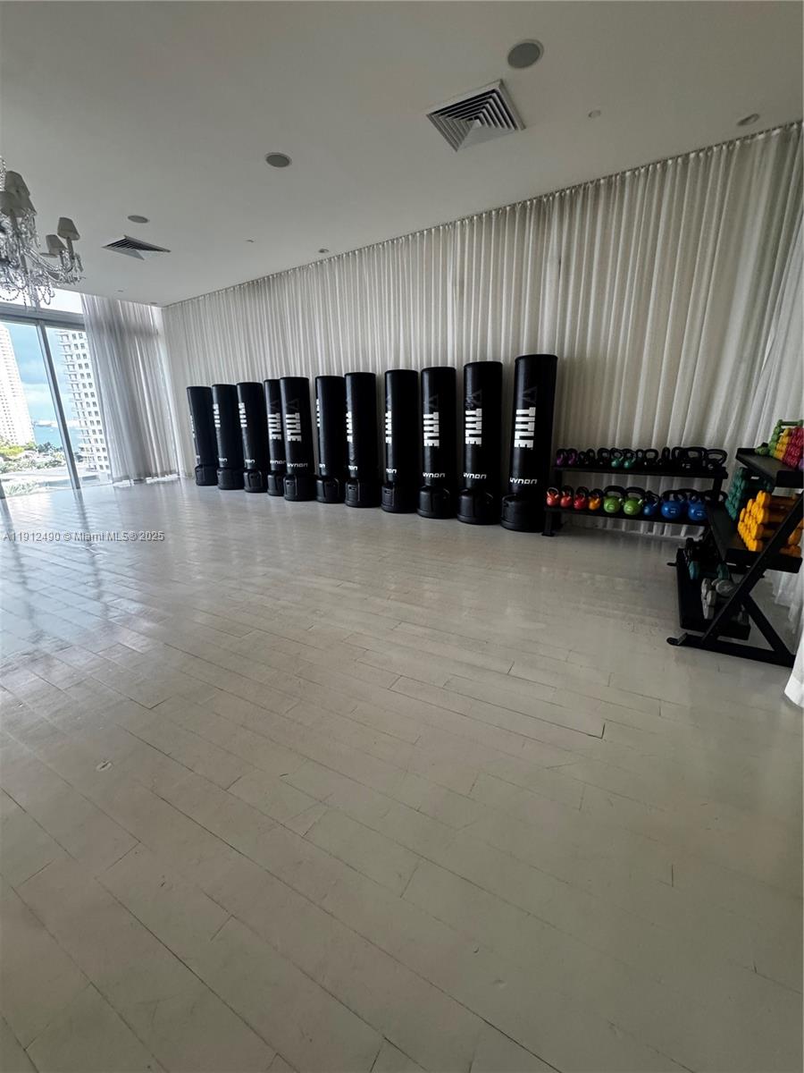 image Iconbrickell Condo No 113