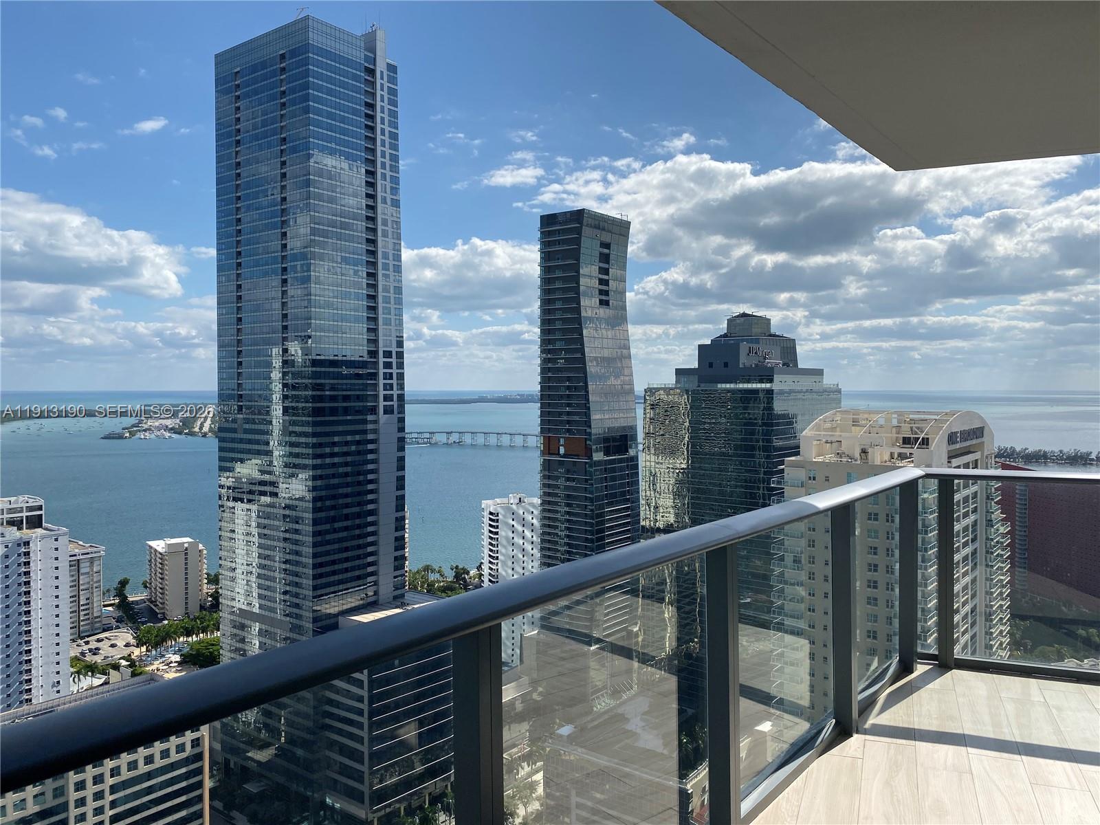 image Dua Miami (SLS Brickell)11