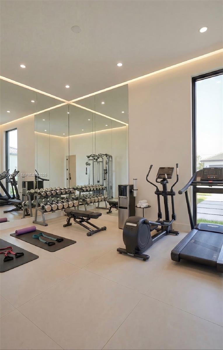 528 NE 13th Ave Fort Lauderdale, FL 33301