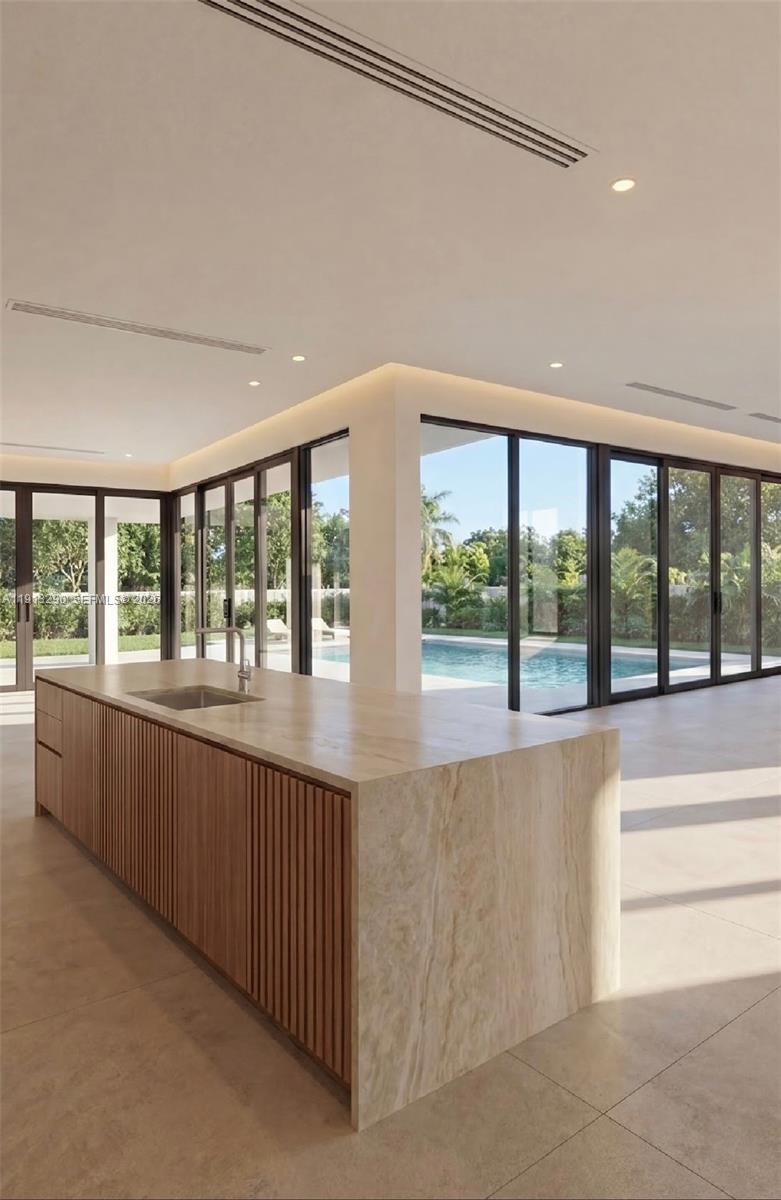 528 NE 13th Ave Fort Lauderdale, FL 33301