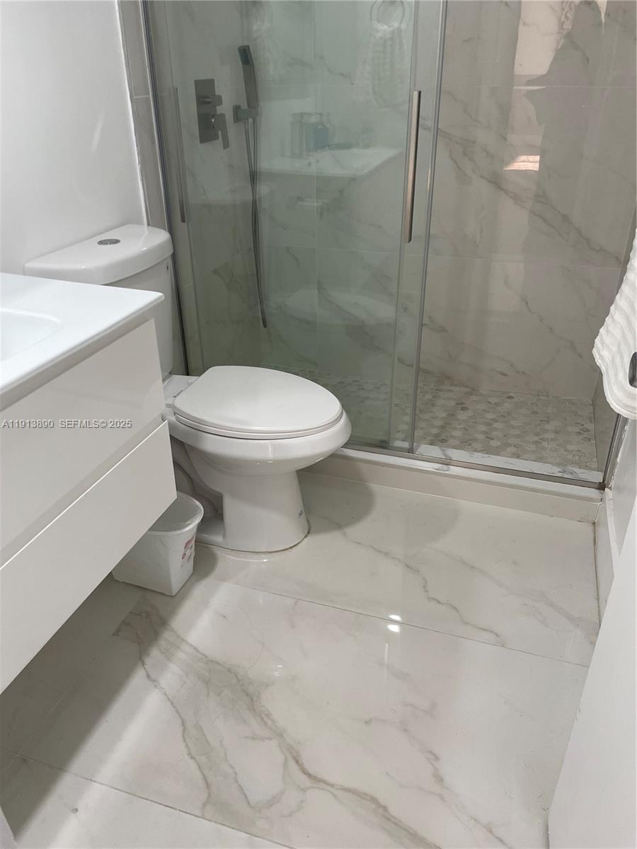 3801 S Ocean Dr #11T Lauderdale By The Sea, FL 33019