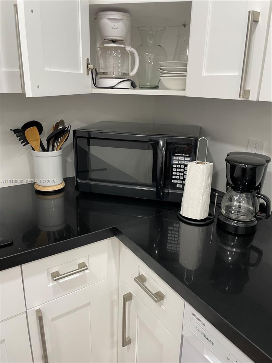 3801 S Ocean Dr #11T Lauderdale By The Sea, FL 33019