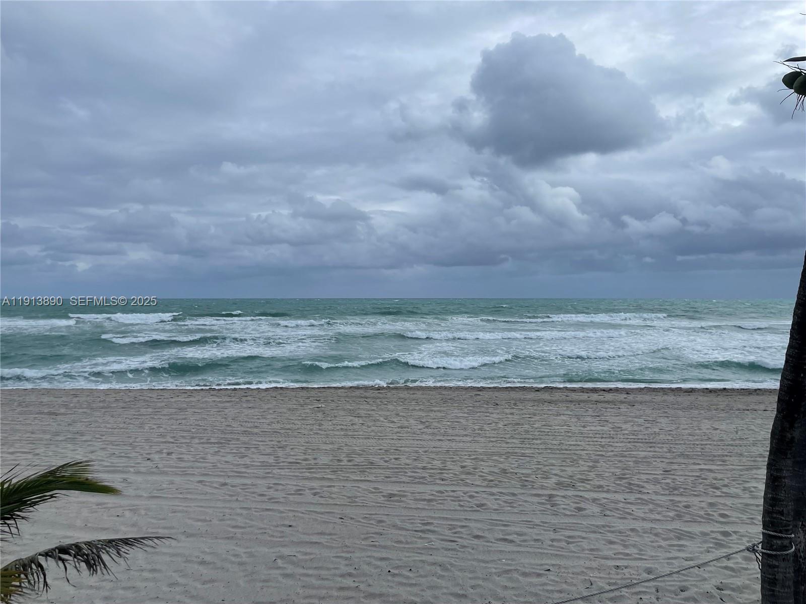 3801 S Ocean Dr #11T Lauderdale By The Sea, FL 33019