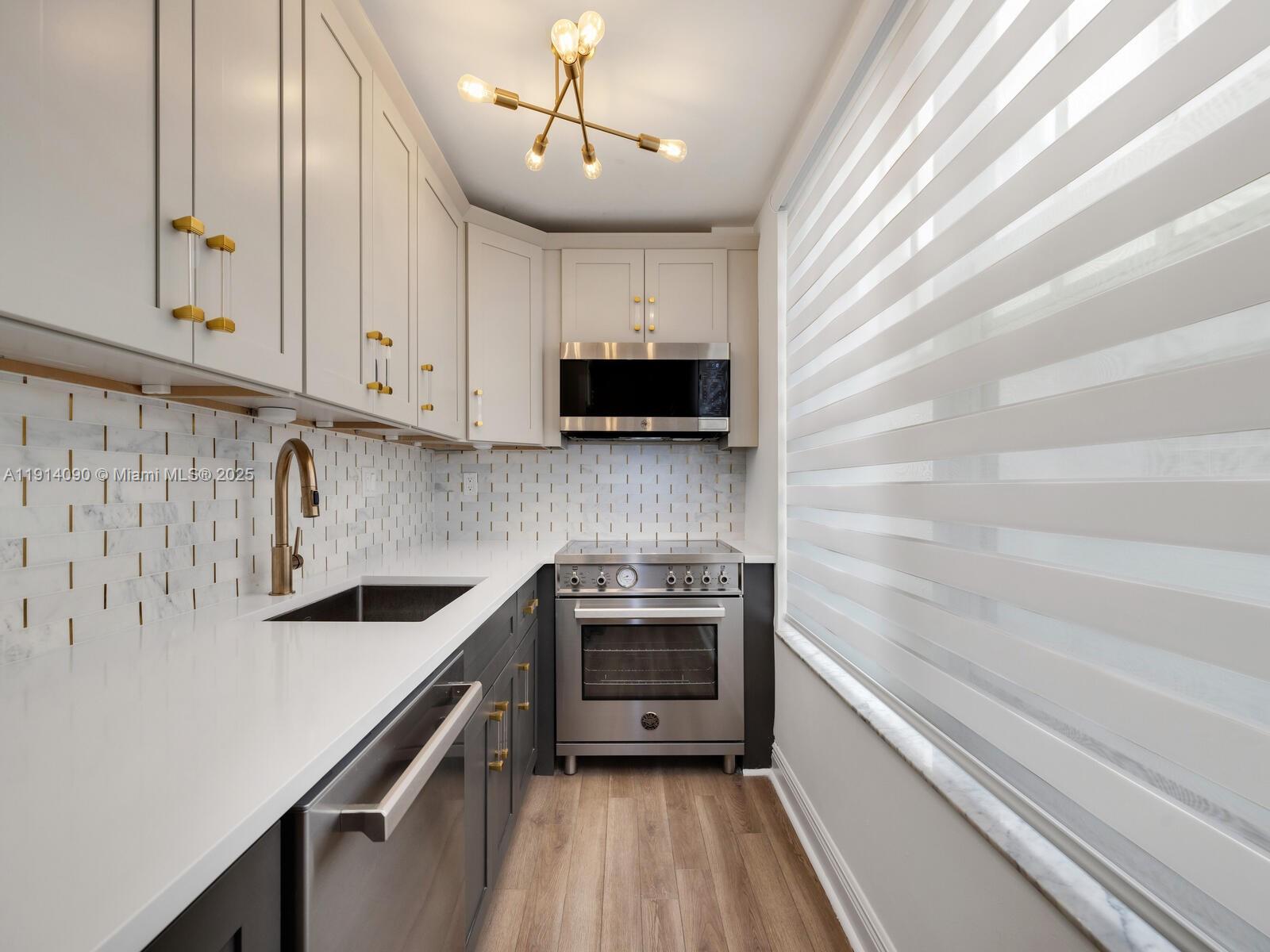 1528 Drexel Ave #1B Miami Beach, FL 33139