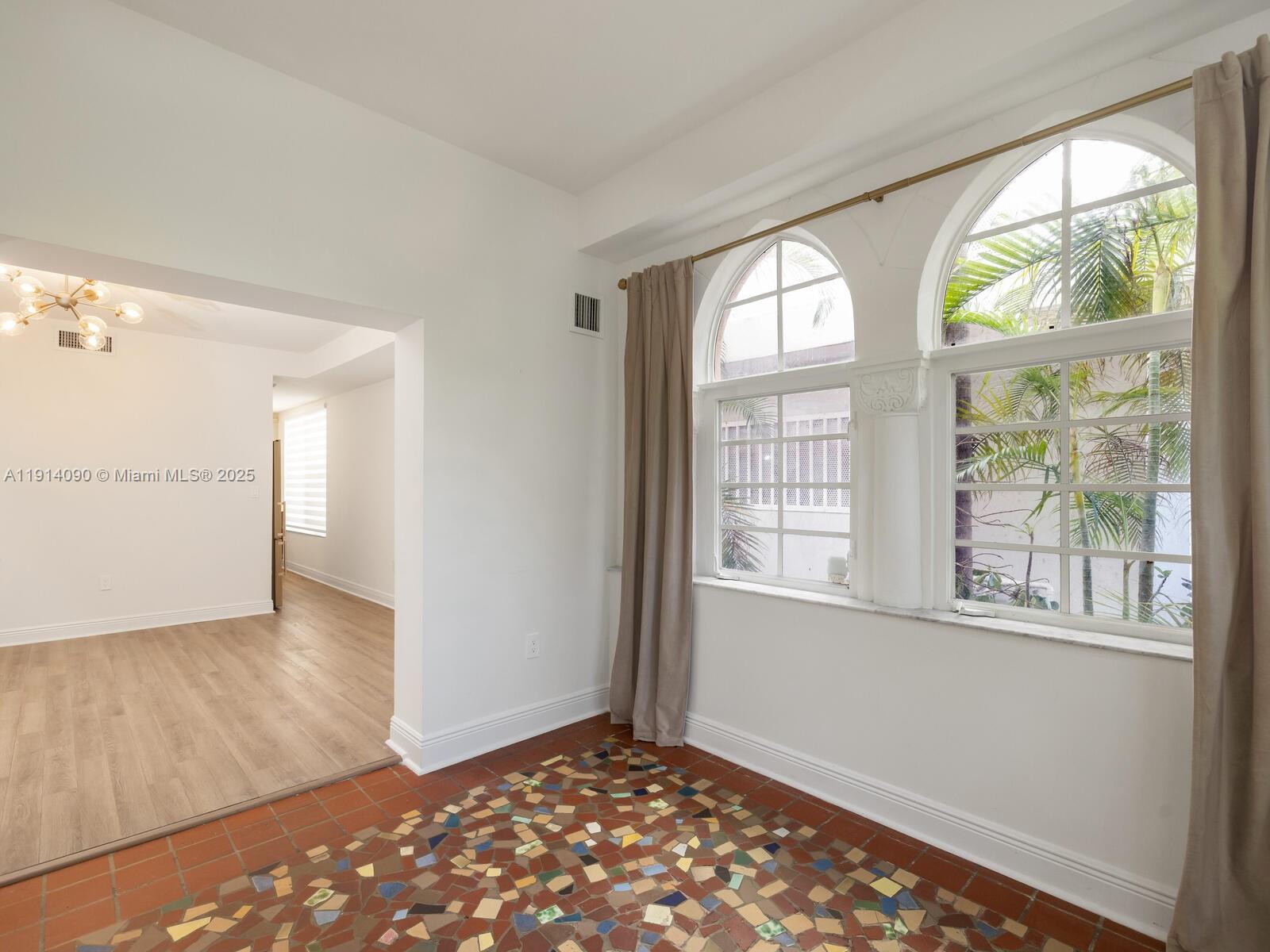 1528 Drexel Ave #1B Miami Beach, FL 33139